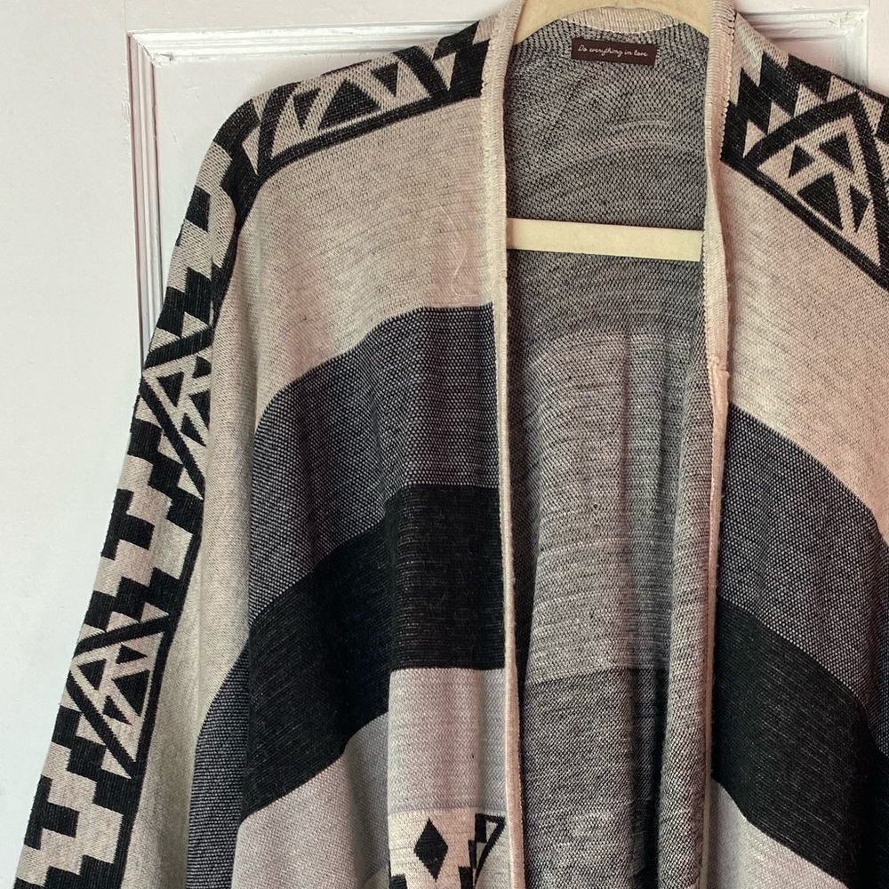 Fall/ Winter Patterned Oversized Cardigan